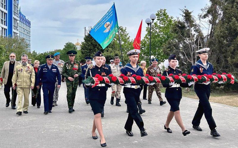 080524-возложение-2