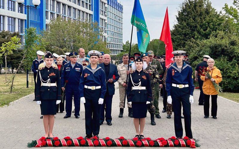 080524-возложение-4