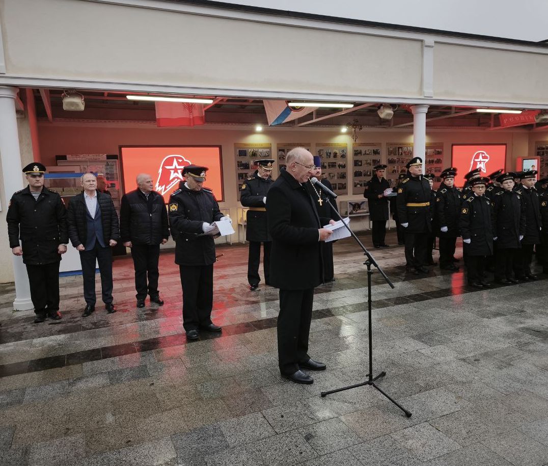 091225-юнармия-стела-храм-5