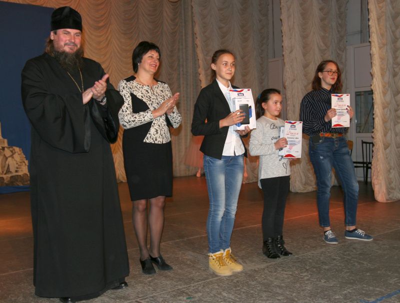 260317-конкурс-рисунков-возвращение-в-РФ-4